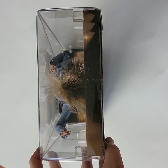 Tina Turner Signature Barbie 'NIN' - Picture 10 of 11